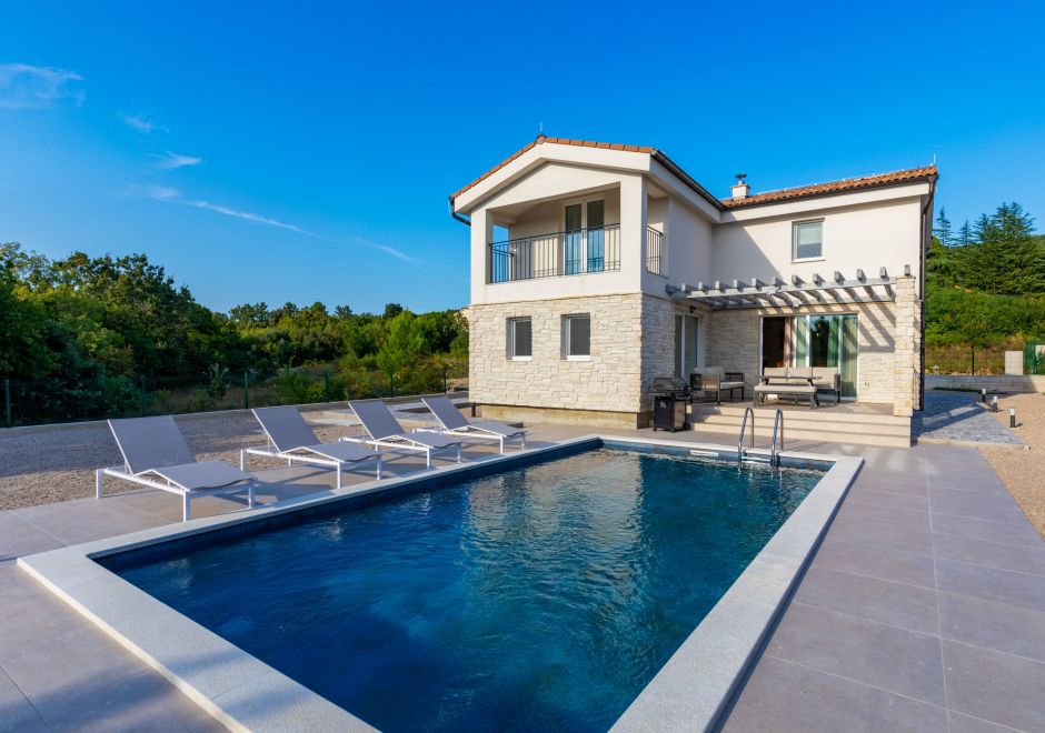 Diminici Villas / 4 bedroom villa with pool 12A