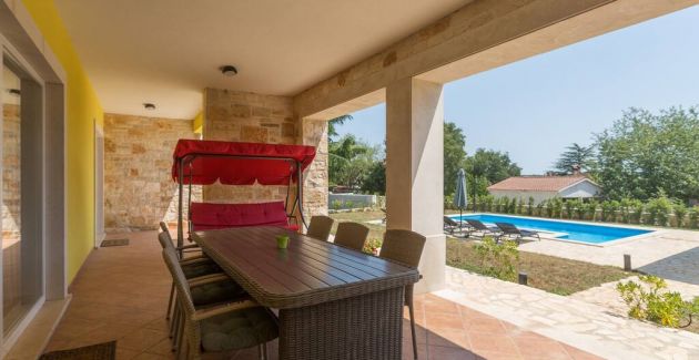 Countryside Villa - Violetta with pool and garden