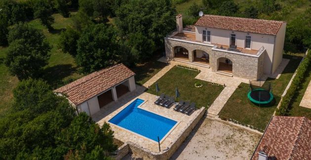 Countryside Villa - Diletta with pool and garden