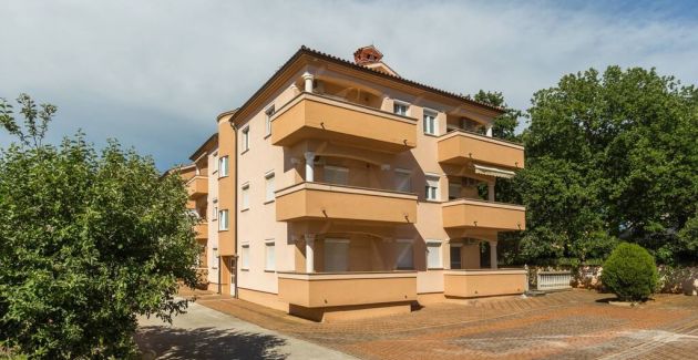 Apartment Beni with balcony in Medulin