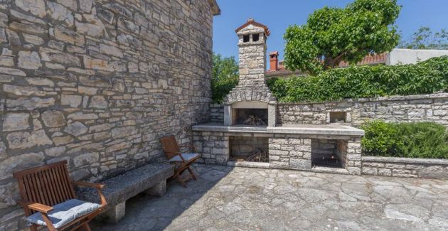 Ferienhaus Maria mit zwei Schlafzimmern im Dorf in der Nähe von Rovinj