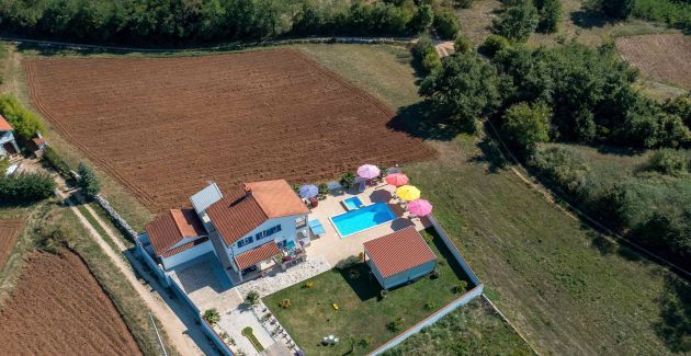 Holiday house in Istria with pool and hydromassage