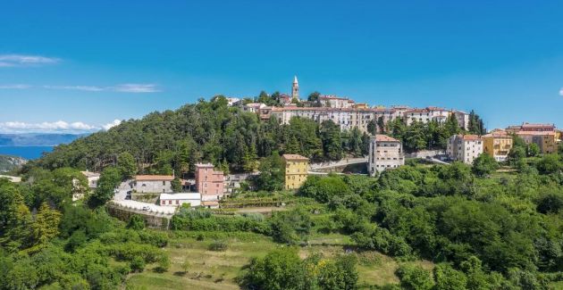 Villa Aristea with sea view, jacuzzi&infinity pool