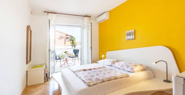 Guest House Marica - Double room, external bath.