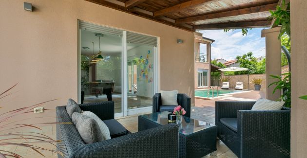 Villa Luna with heated pool and BBQ near Rovinj