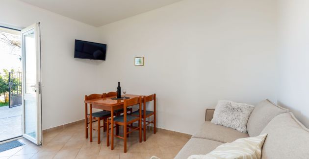 Lovely House LINDI in Poreč- One-bedroom apartment