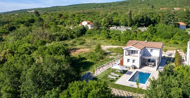 Diminici Villas / 4 bedroom villa with pool 12A