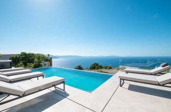 Villa Aristea with sea view, jacuzzi&infinity pool