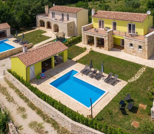 Countryside Villa - Violetta with pool and garden