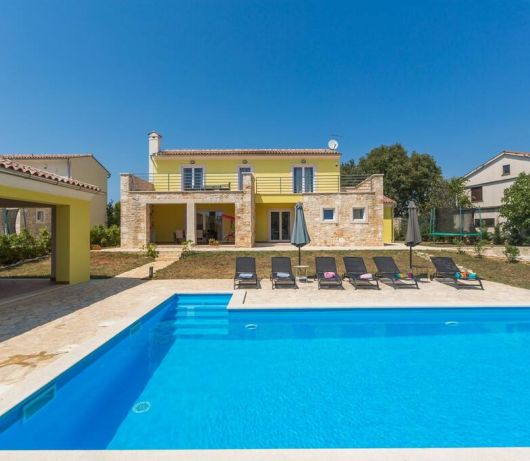 Countryside Villa - Violetta with pool and garden