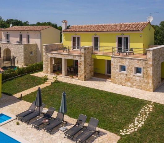 Countryside Villa - Violetta with pool and garden