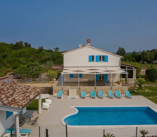 Villa Tanga near Rovinj for 8 persons with pool