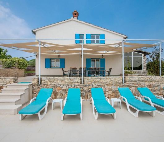 Villa Tanga near Rovinj for 8 persons with pool