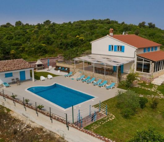 Villa Tanga near Rovinj for 8 persons with pool