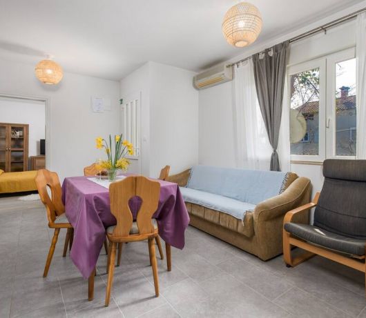 Two-bedroom apartment REA in Rovinj