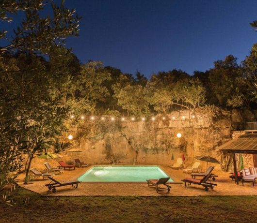 Holiday House Cave Romana