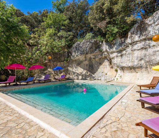 Holiday House Cave Romana