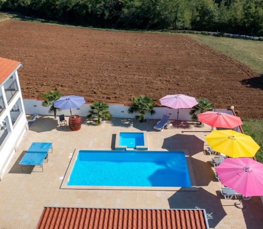 Holiday house in Istria with pool and hydromassage