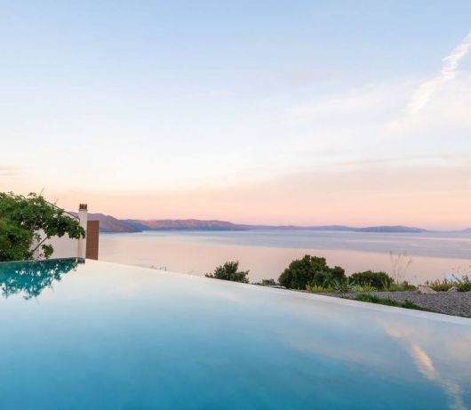 Villa Aristea with sea view, jacuzzi&infinity pool