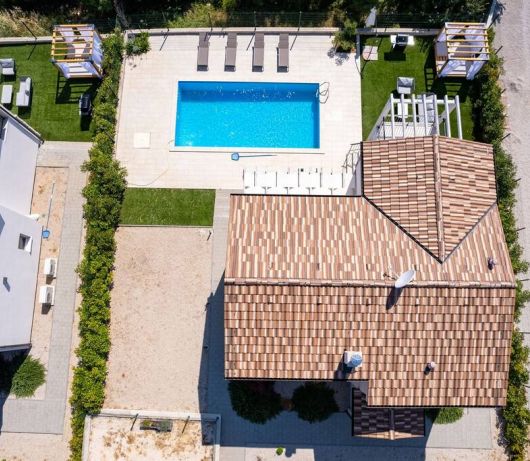 Diminici Villas / 4 bedroom villa with sea view 13B