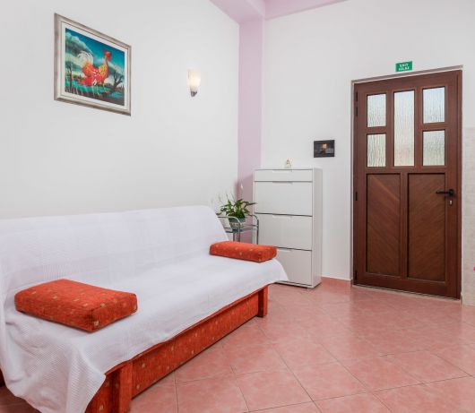 Guest House Marica / 1-bedroom app with patio A2